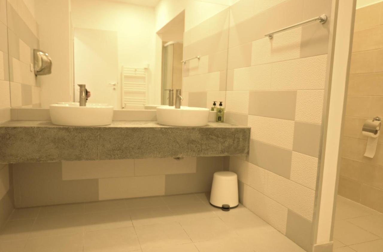 Luana Airport Apartments #4 Otopeni Bagian luar foto