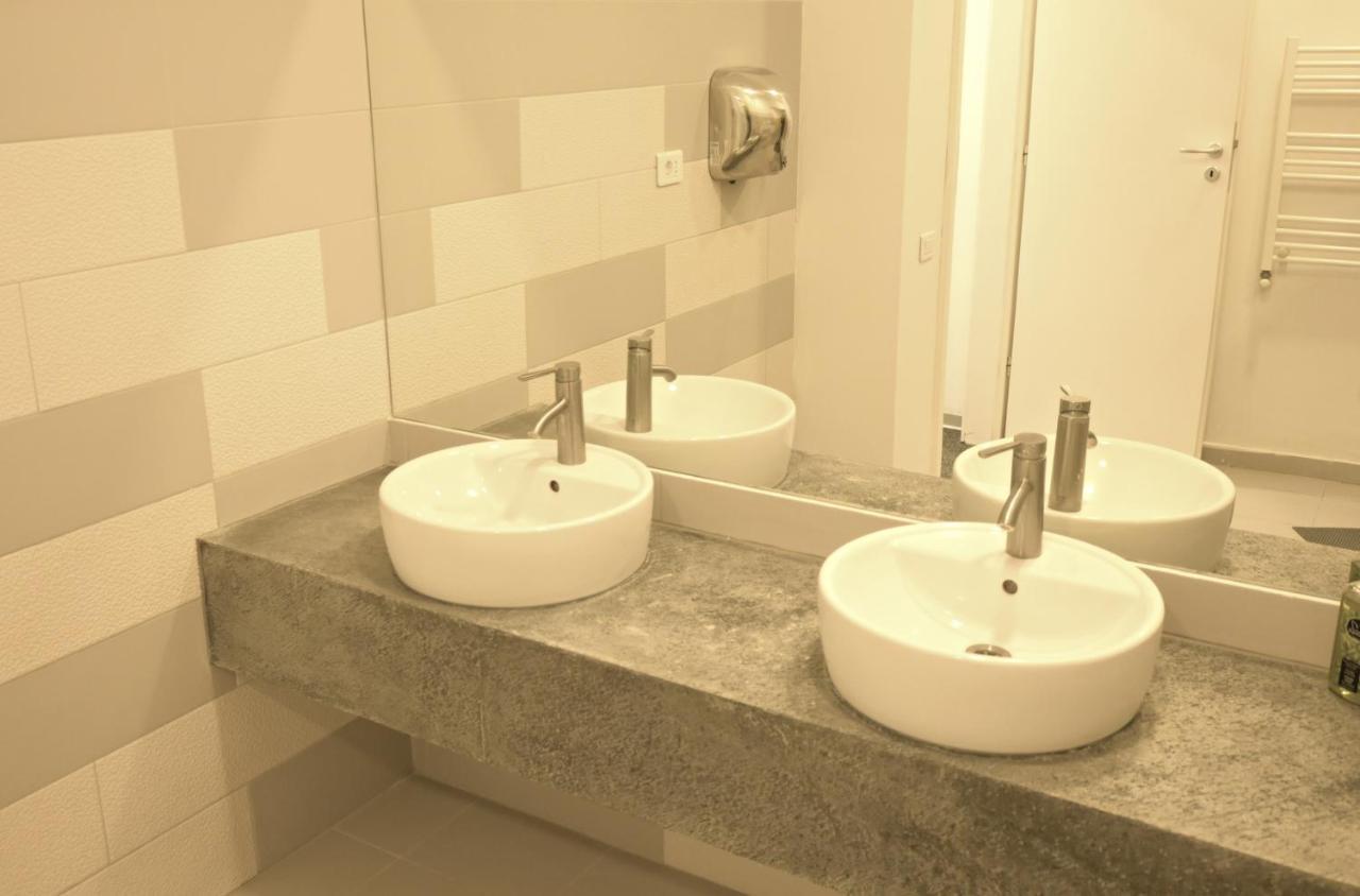 Luana Airport Apartments #4 Otopeni Bagian luar foto